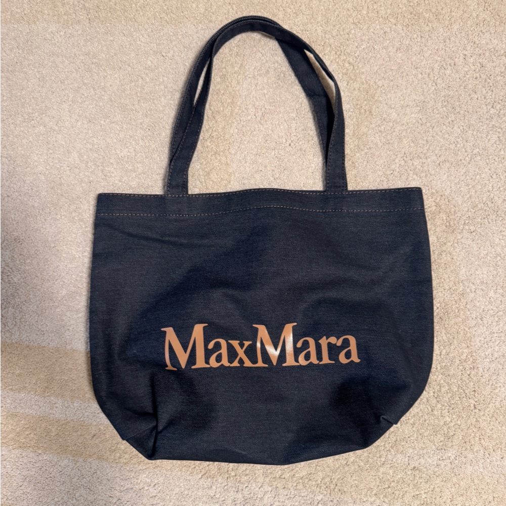 NWOT Authentic MaxMara Denim Tote Bag Vacation Bag Travel Bag shoulder bag